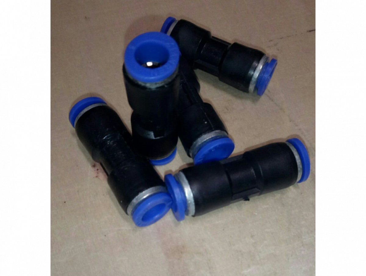 Фитинг D8 mm