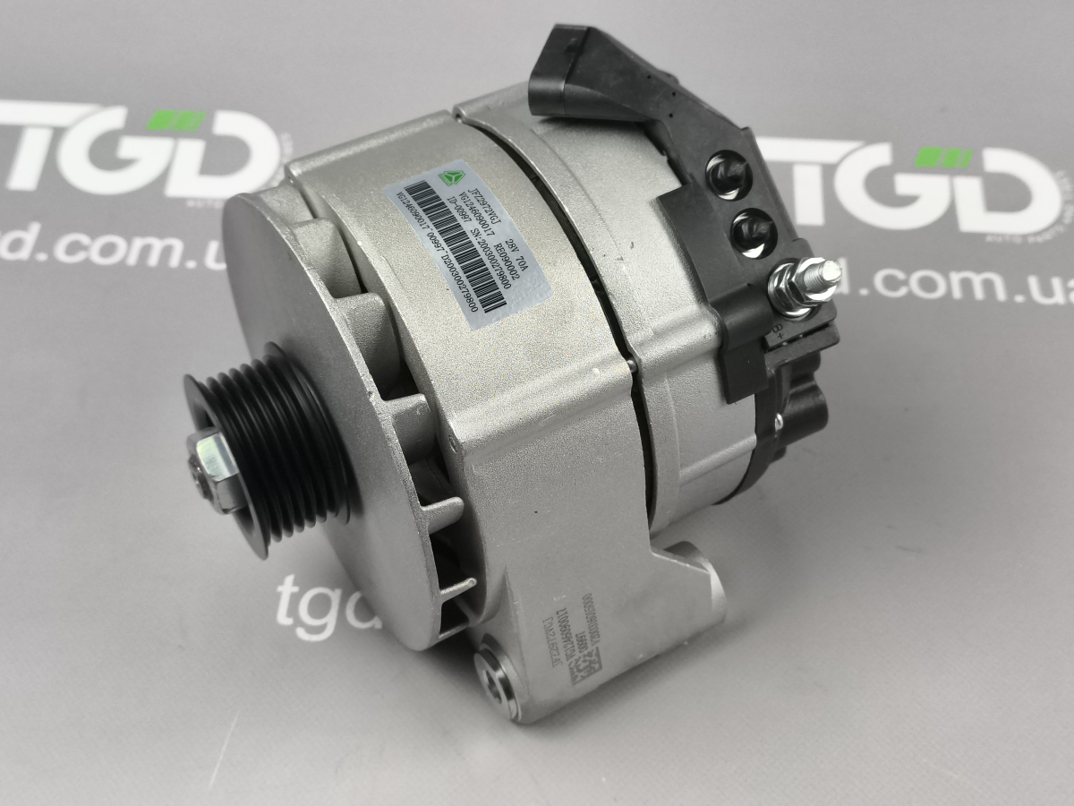 Howo A7 Генератор (ручейковый) 28V 70A