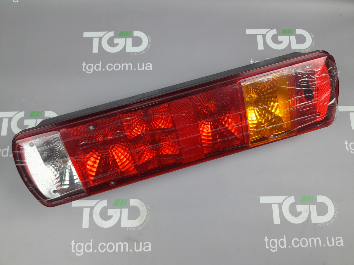 Howo A7 Фонарь задний R