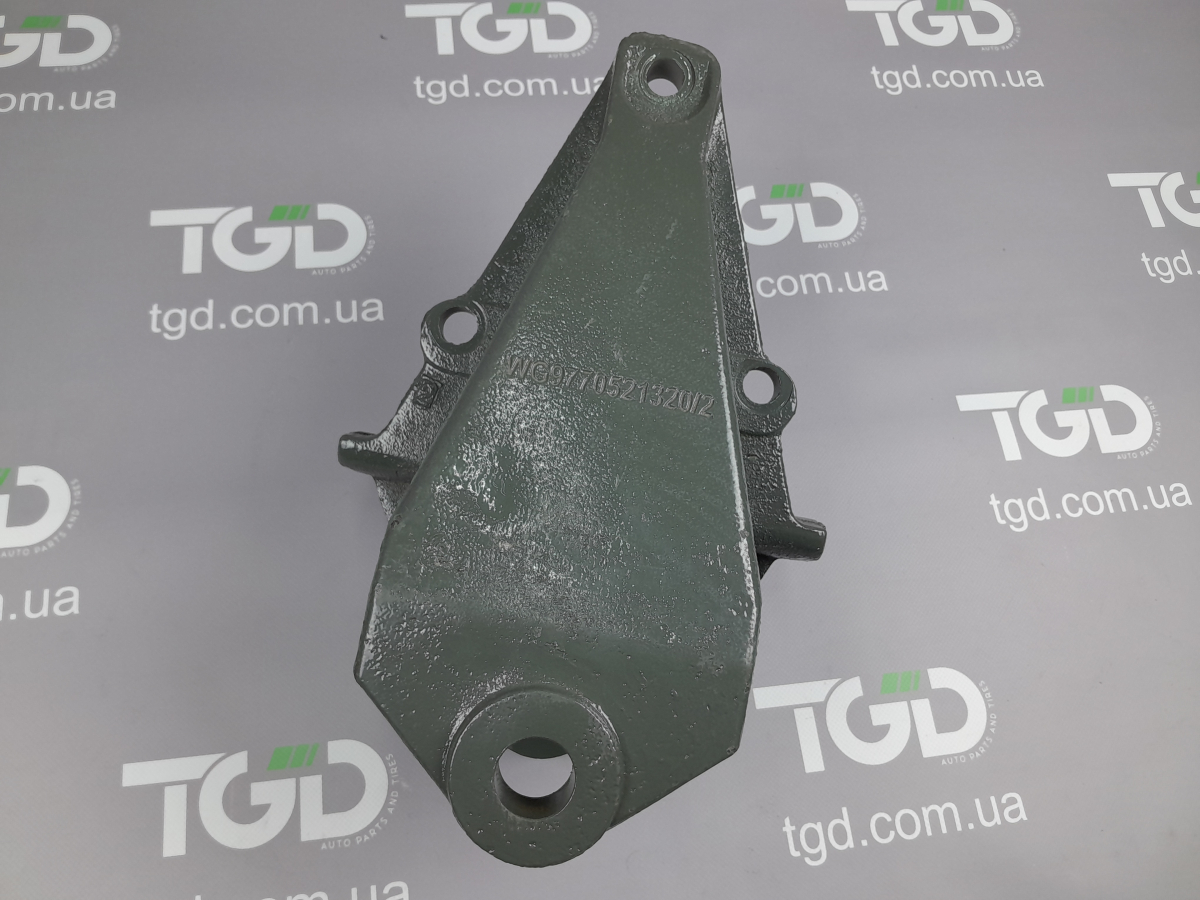 Howo T70 Передний кронштейн передней рессоры