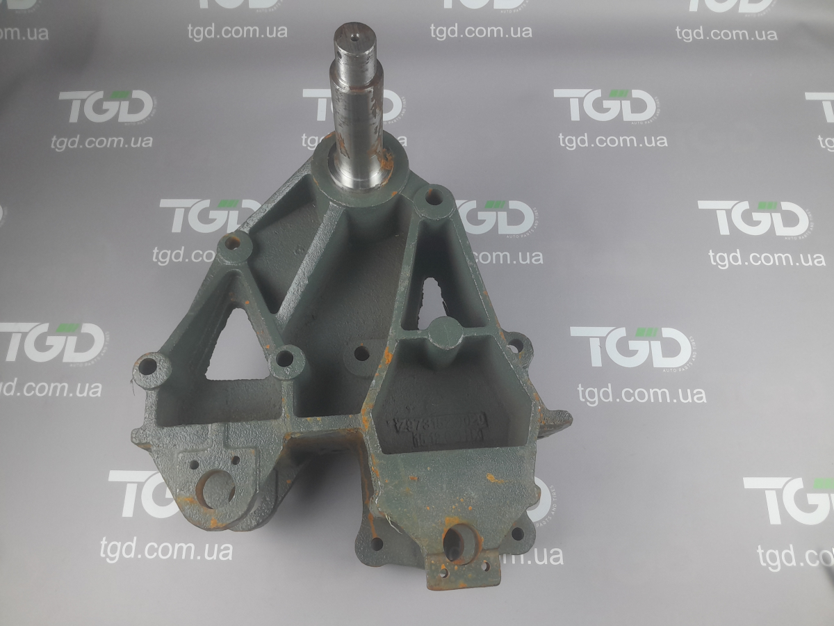 Howo A7 Кронштейн передней рессоры L